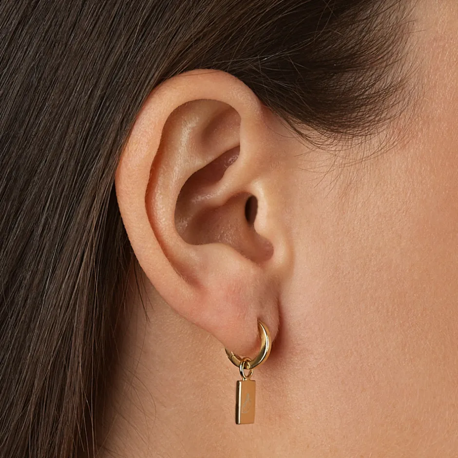Best Engravable Rectangle Charm in 10k Gold Gifts For Her | Engravable Jewellery
