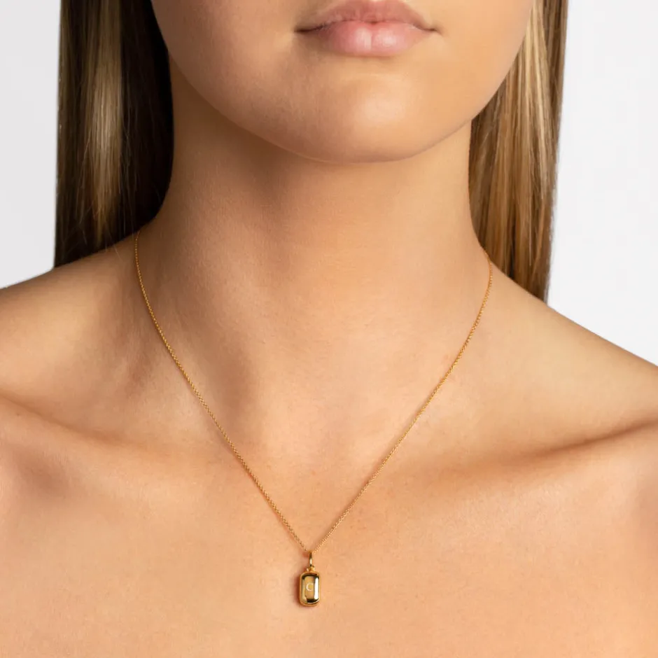 Sale Engravable Rectangle Locket Necklace in Gold Best Selling Gifts | Engravable Jewellery