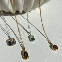 Sale Engravable Rectangle Locket Necklace in Gold Best Selling Gifts | Engravable Jewellery