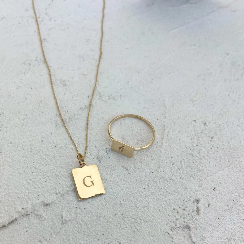 Discount Engravable Rectangle Necklace in 10k Gold Bridal Gifts | Best Friend Gifts