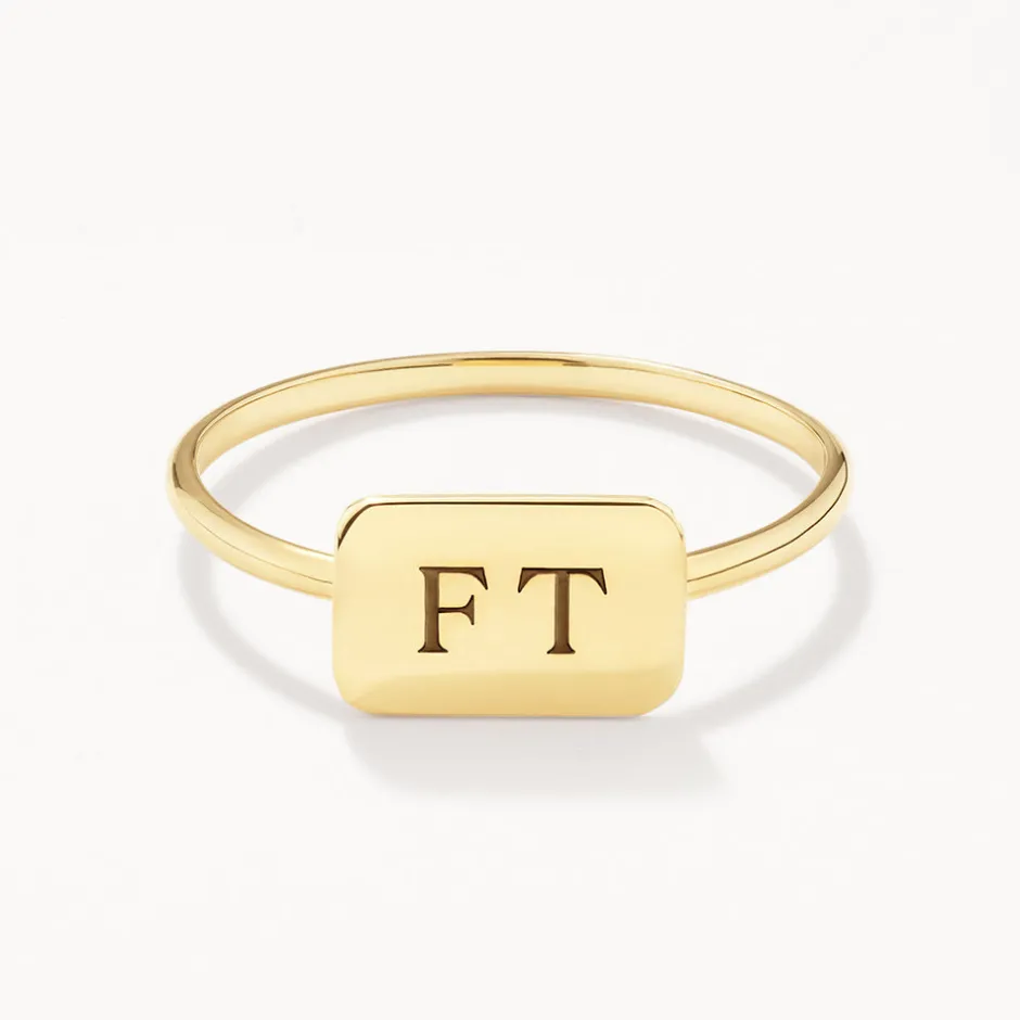 Hot Engravable Rectangle Ring in 10k Gold Bridal Gifts | Best Friend Gifts