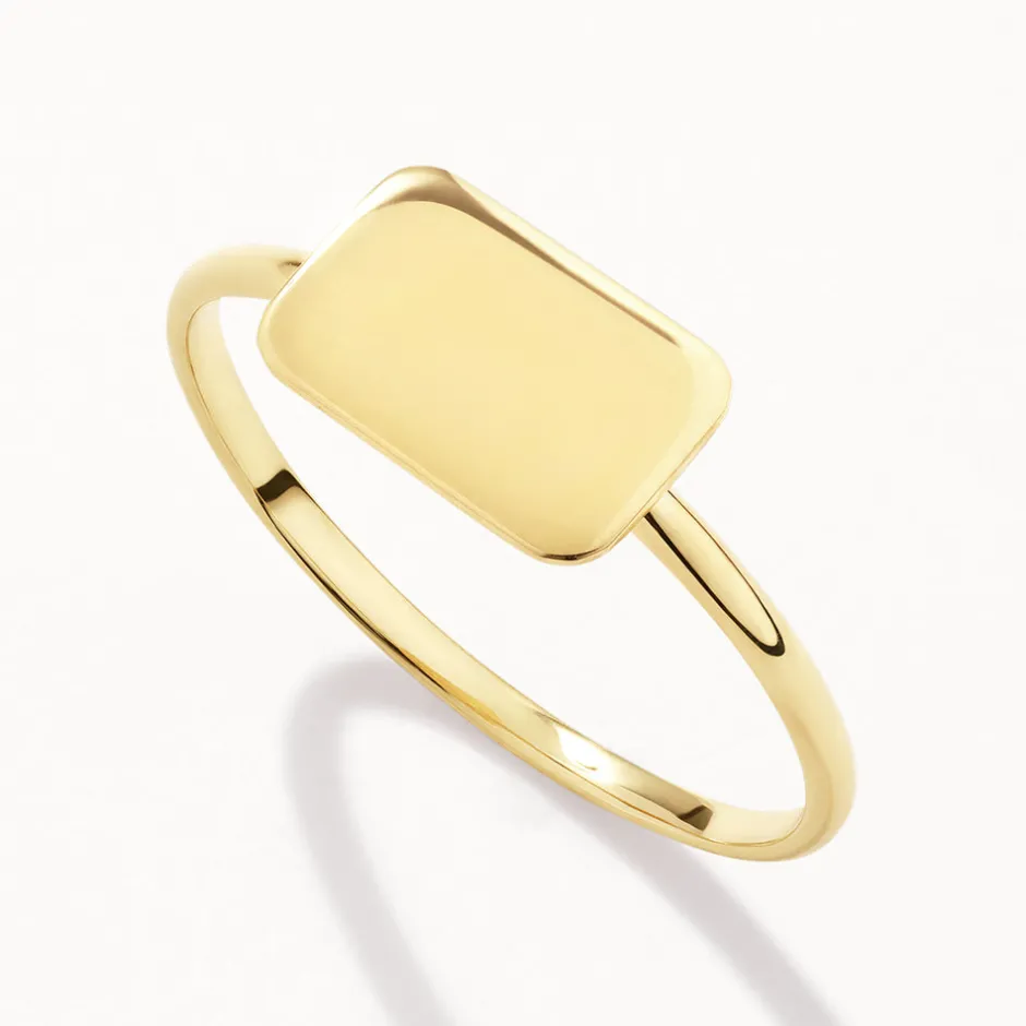 Hot Engravable Rectangle Ring in 10k Gold Bridal Gifts | Best Friend Gifts