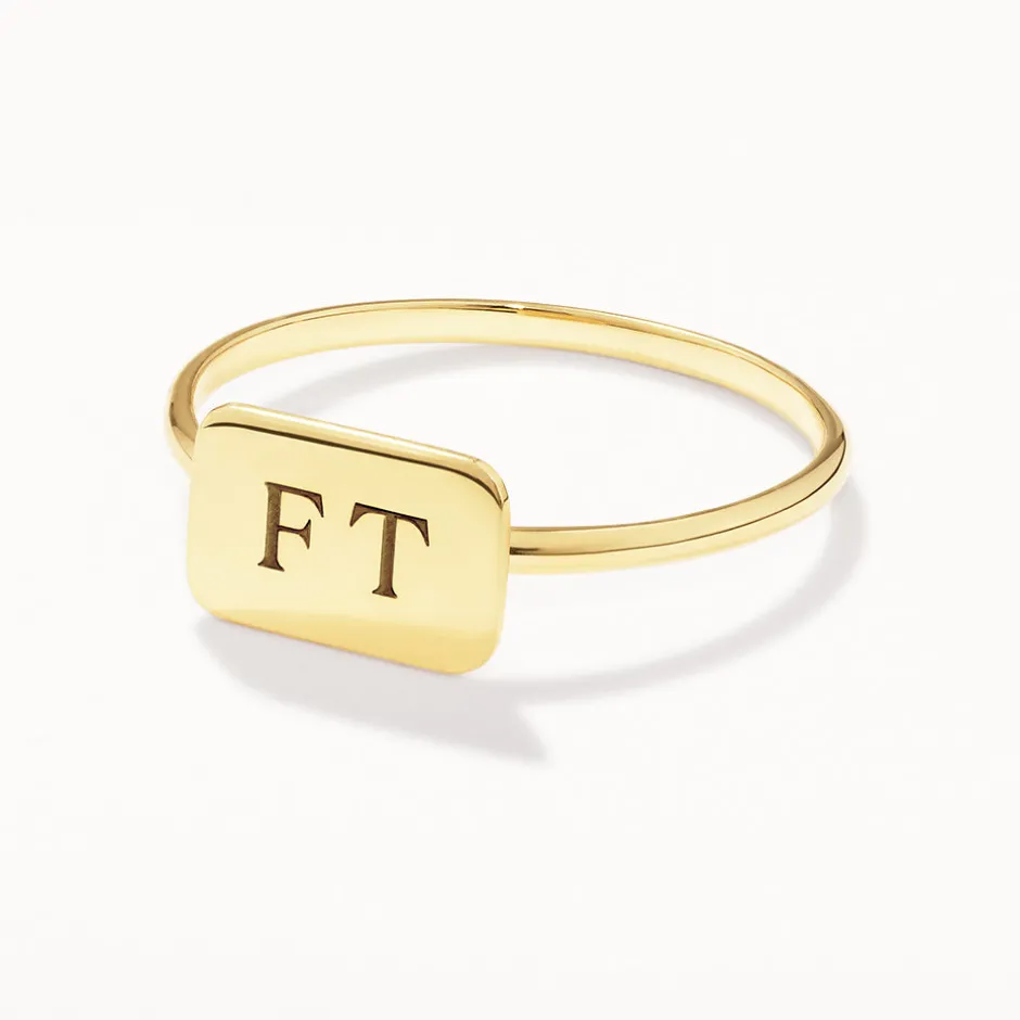 Hot Engravable Rectangle Ring in 10k Gold Bridal Gifts | Best Friend Gifts