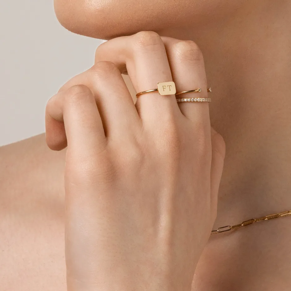 Hot Engravable Rectangle Ring in 10k Gold Bridal Gifts | Best Friend Gifts