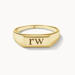 Discount Engravable Rectangle Signet Pinky Ring in Gold Best Selling Gifts | Engravable Jewellery