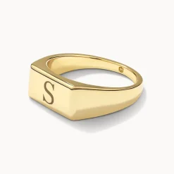 Discount Engravable Rectangle Signet Pinky Ring in Gold Best Selling Gifts | Engravable Jewellery