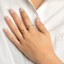 Outlet Laboratory-Grown Diamond Baguette Solitaire Ring in Silver Gifts For Her | Under $500