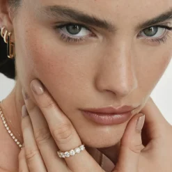 Online Laboratory-Grown Diamond 2.00ct Round Ring in 10k Gold Gifts For Her | Luxe Gifting