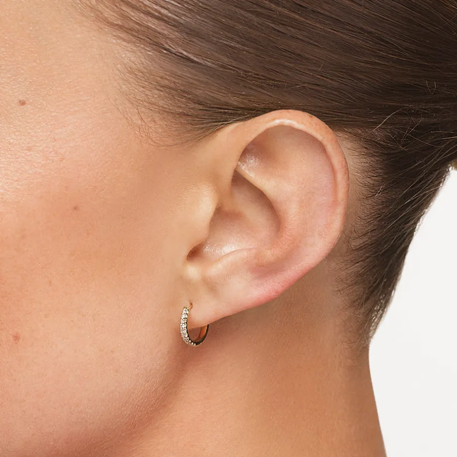 Best Laboratory-Grown Diamond Huggies in 10k Gold Gifts For Her | Luxe Gifting