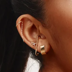 Hot Plain Suspender Stud Earrings in Gold 18k Fine Gold Plated | Earrings