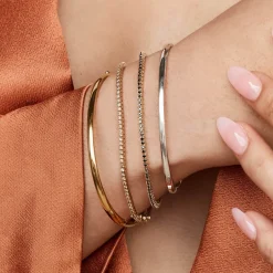 Hot Polished Plain Bangle in Silver Family Gifts | Best Friend Gifts