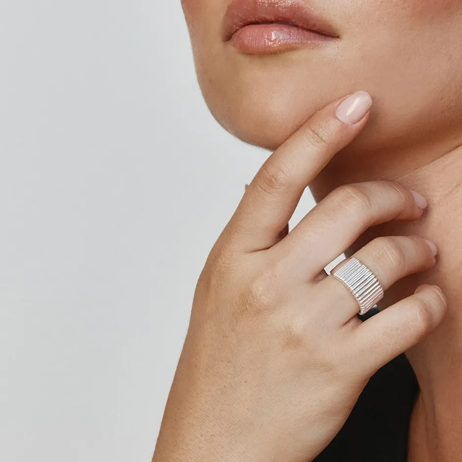 Sale Ribbed Tapered Barrel Ring in Silver 925 Sterling Silver | Rings