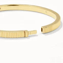 Online Textured Bangle in Gold Gifts For Him | 18k Fine Gold Plated